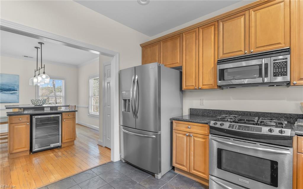 3734 Chesterfield AVE