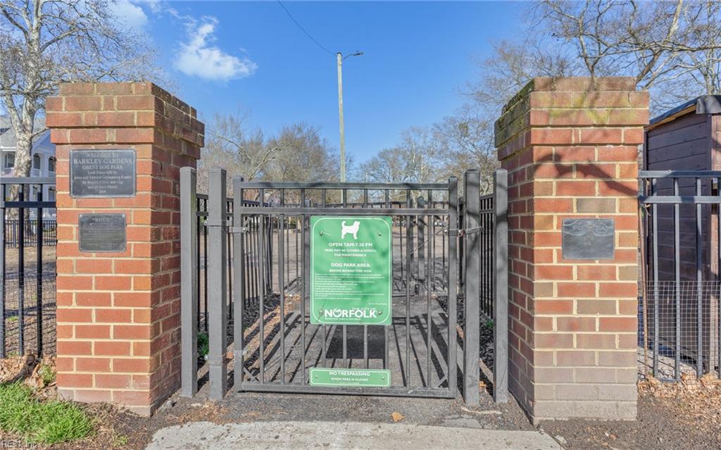 1206 Stockley GDNS 405