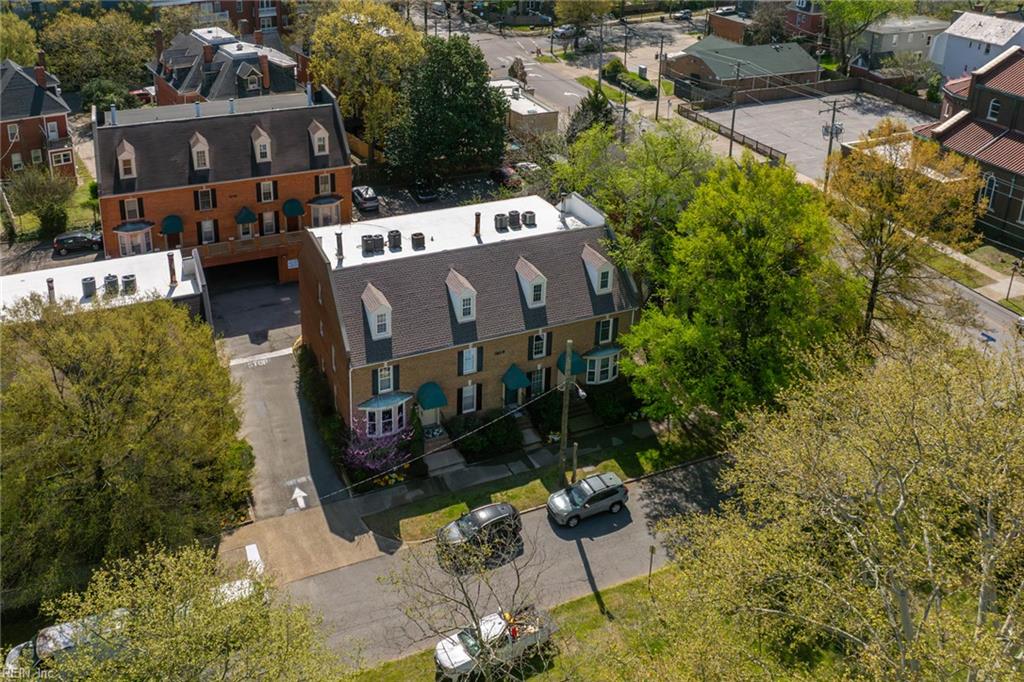 1206 Stockley GDNS 405