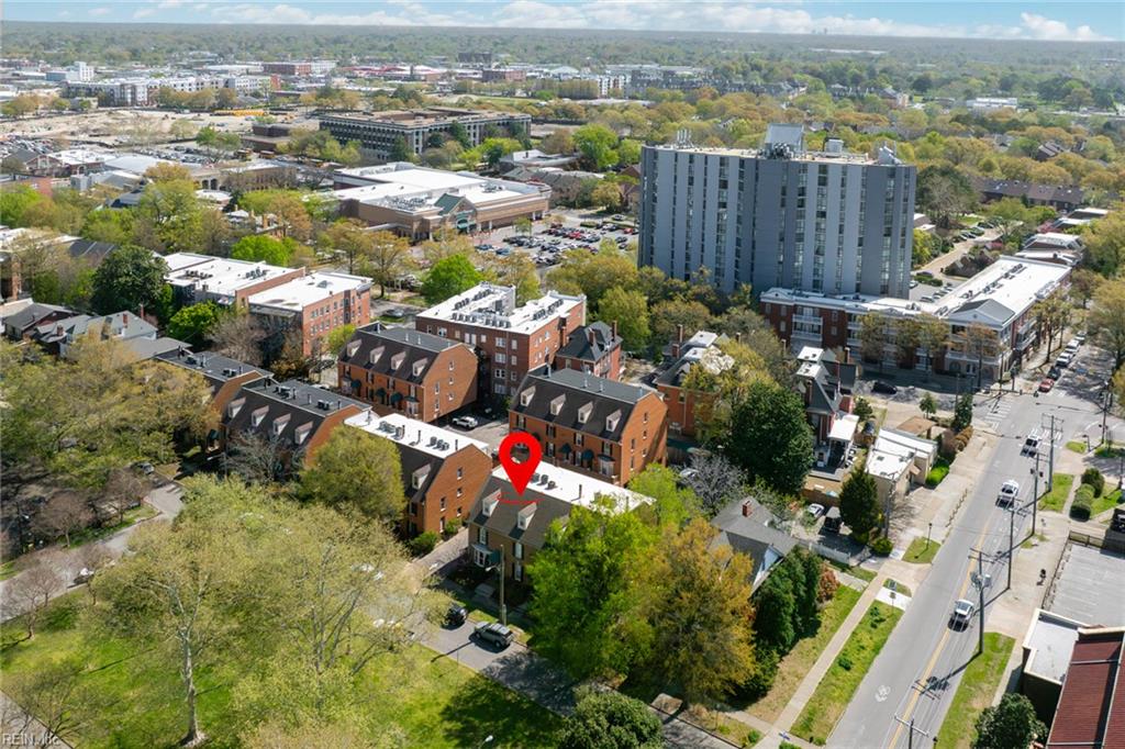 1206 Stockley GDNS 405