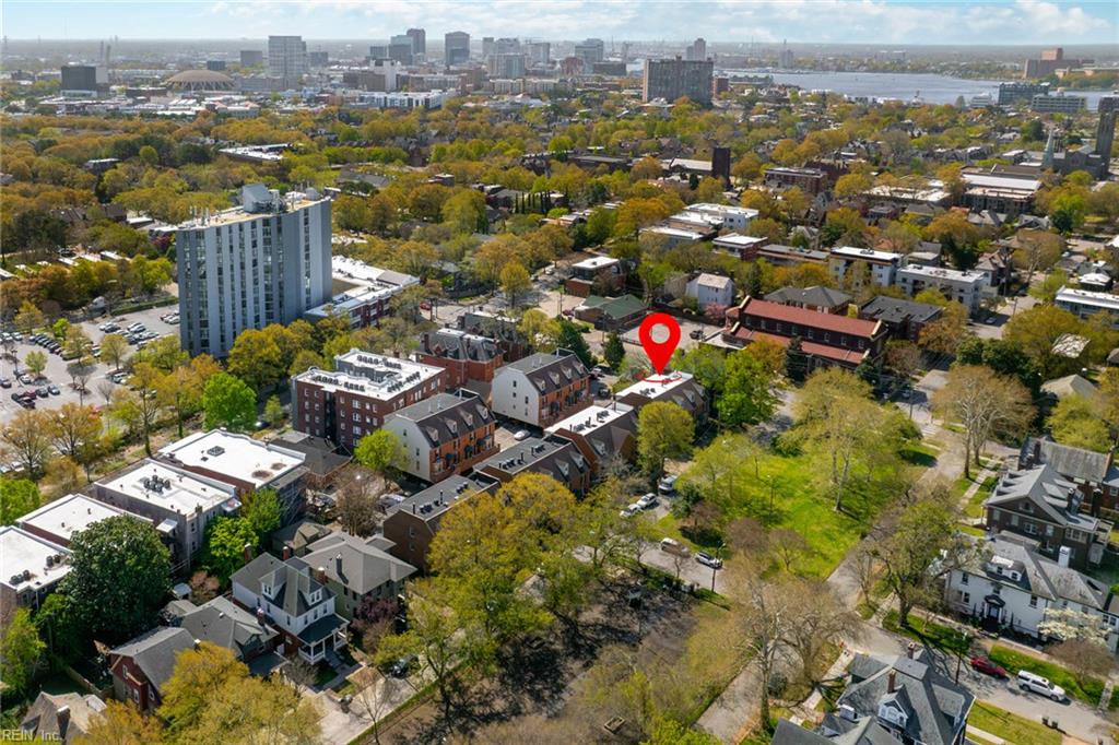 1206 Stockley GDNS 405