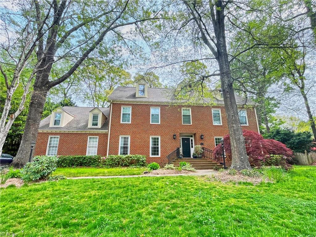 1004 Downshire CHSE