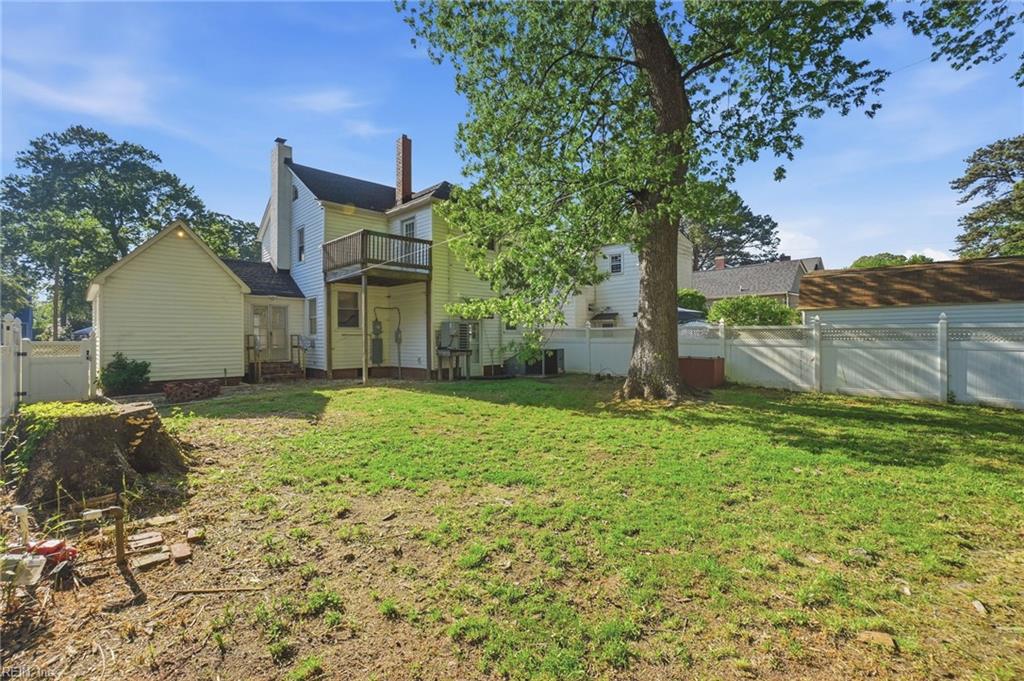 126 Cherokee RD
