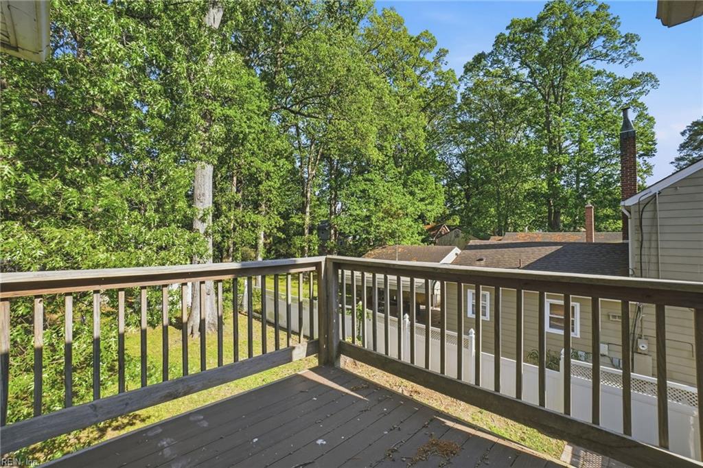 126 Cherokee RD