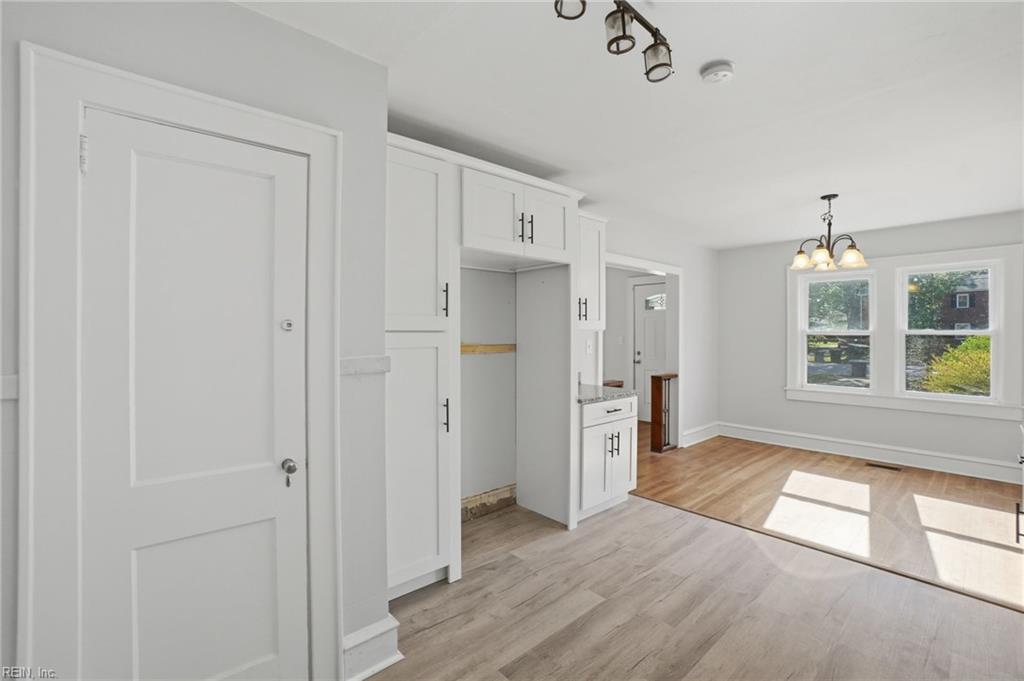 126 Cherokee RD