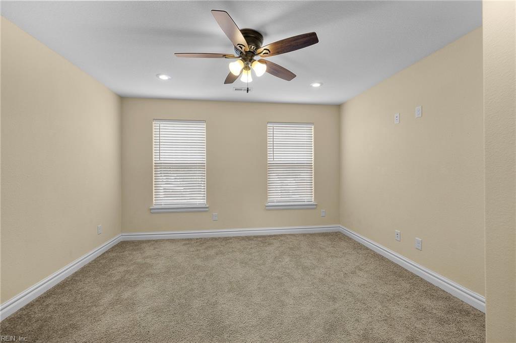 710 Beach RD