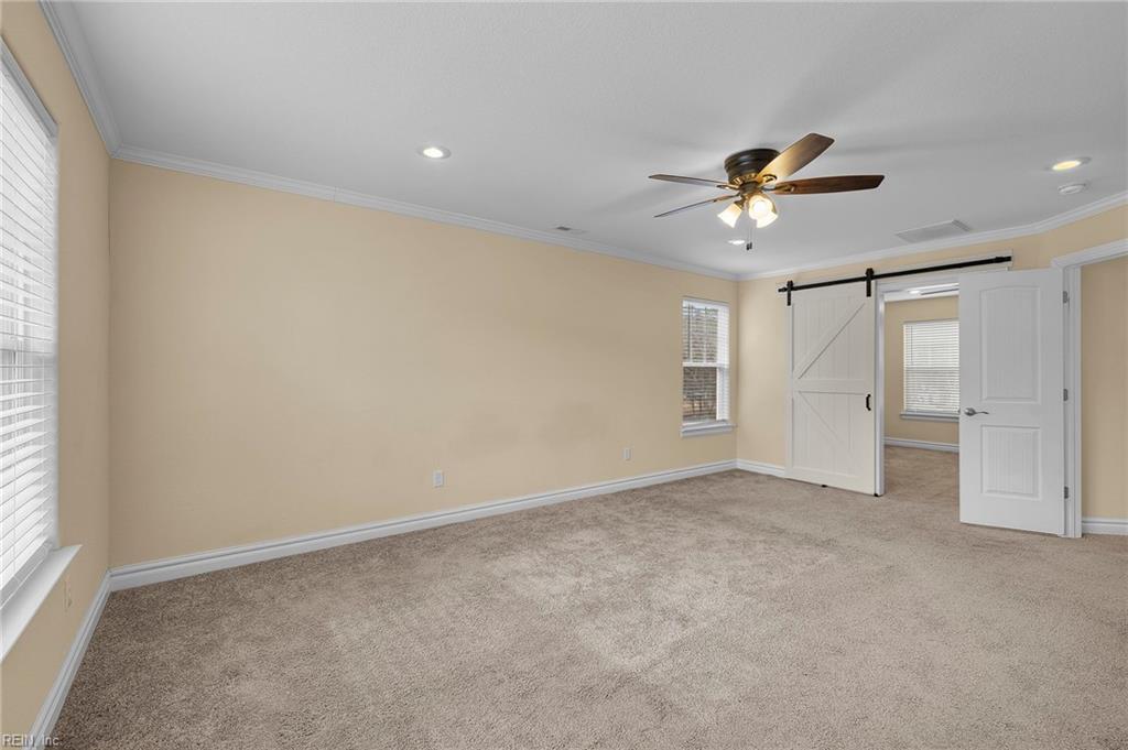 710 Beach RD