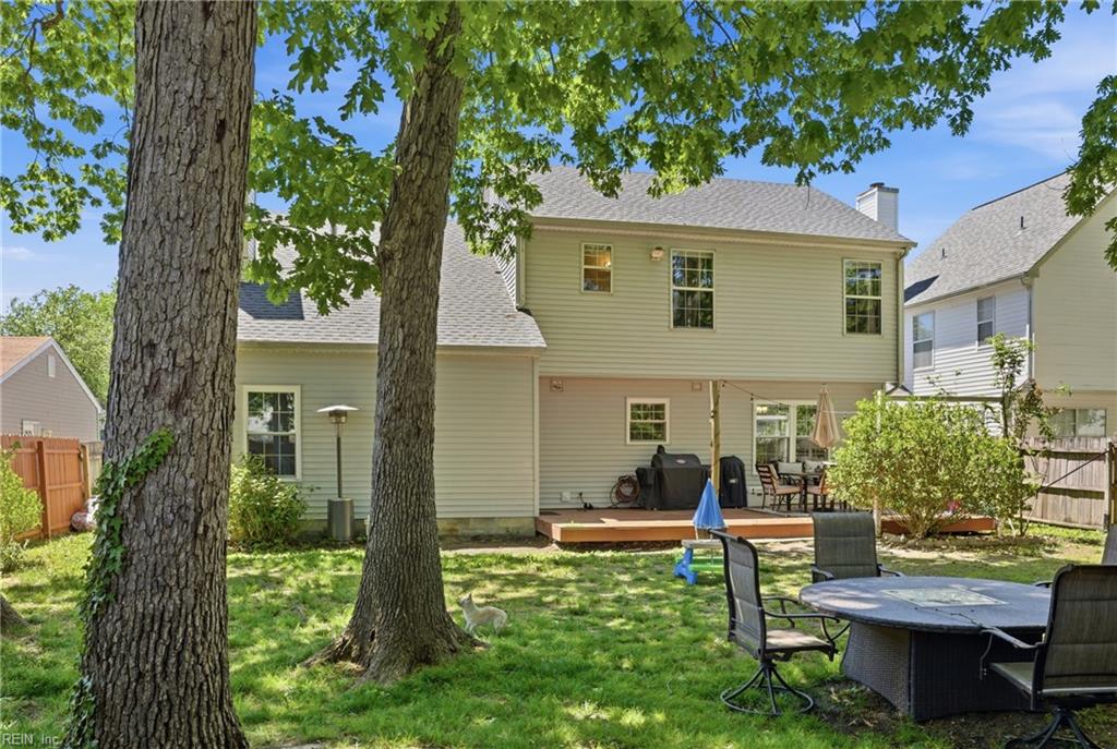 815 Palace CT
