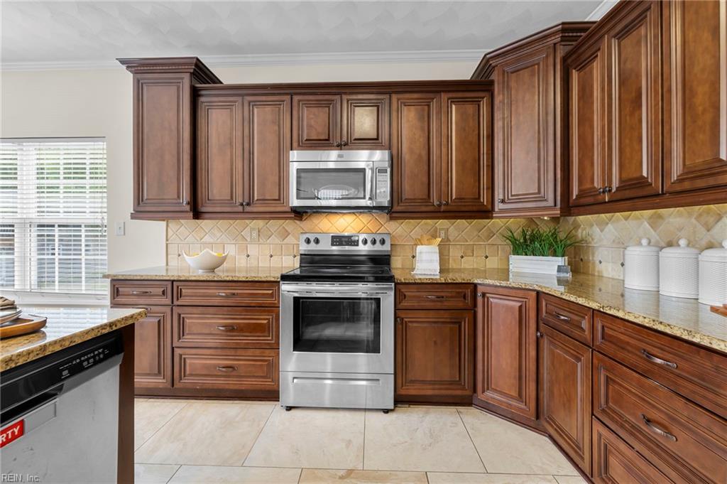 1605 Westerly CT