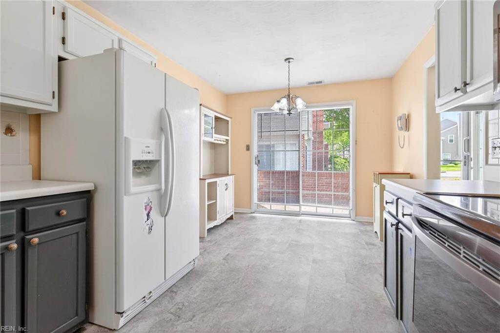 4910 Cypress Point CIR 102