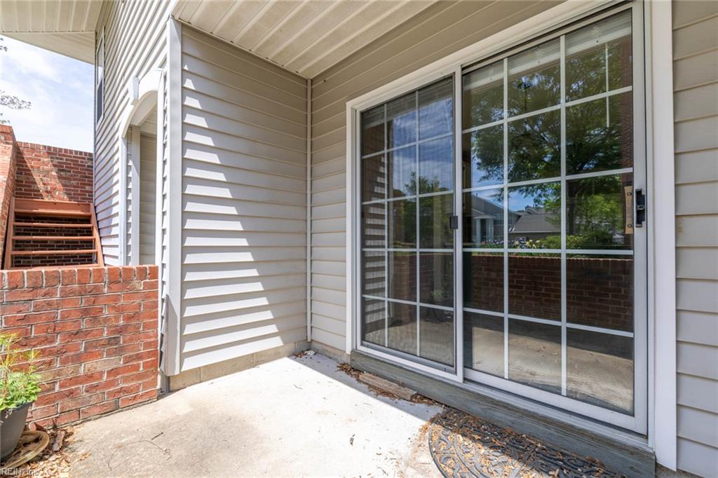 4910 Cypress Point CIR 102