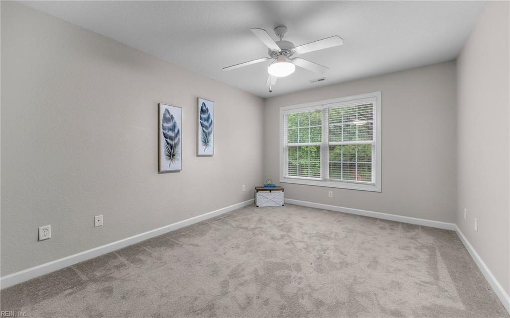 488 Fieldstone Glen WAY