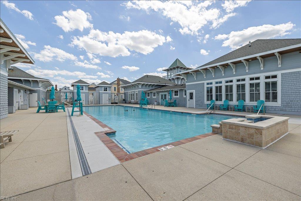 4531 Maiden LN