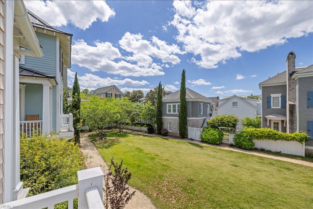 4531 Maiden LN