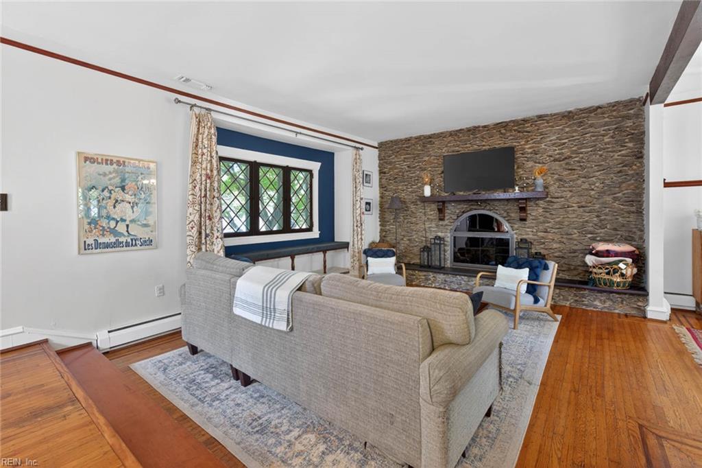 1509 Ashland AVE