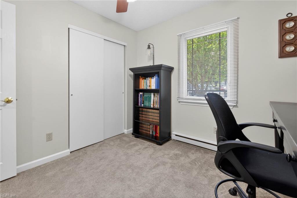 1117 Camelot CT