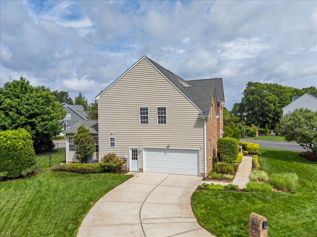 2617 Lotus Creek DR