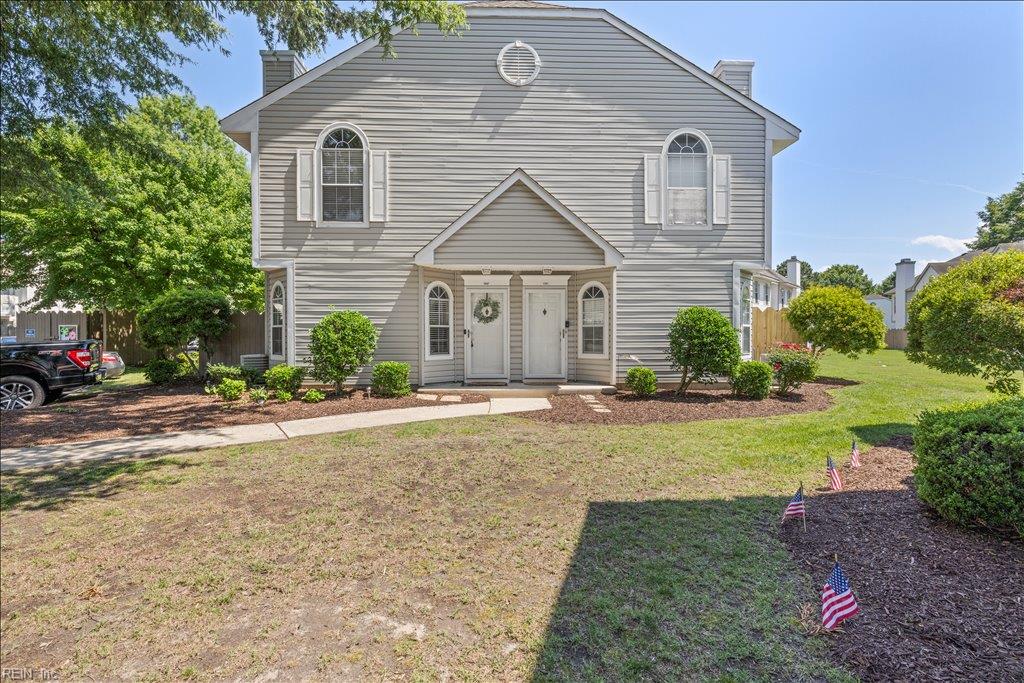 1697 Cottenham LN