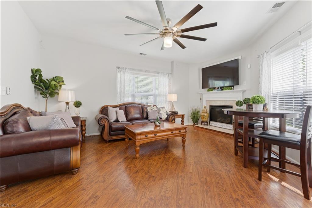 1712 Schooner Strait CT