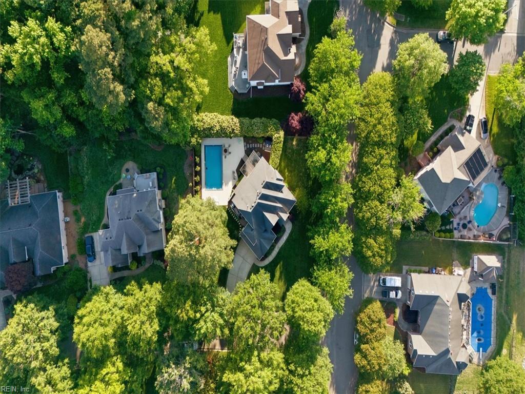 2313 McNelly LN