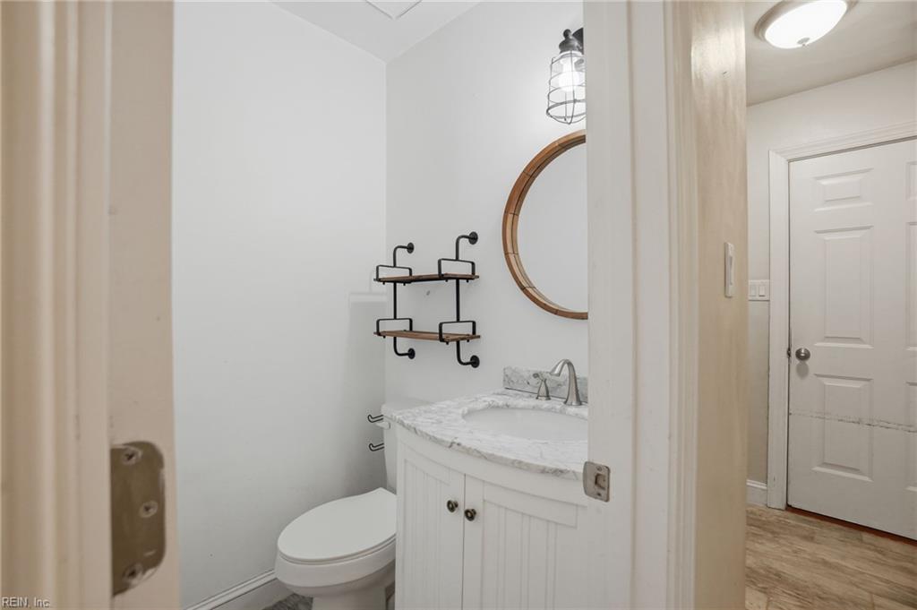 956 Calypso LN