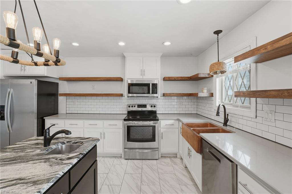 956 Calypso LN