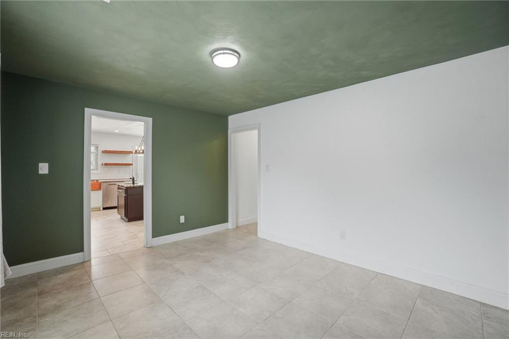 956 Calypso LN