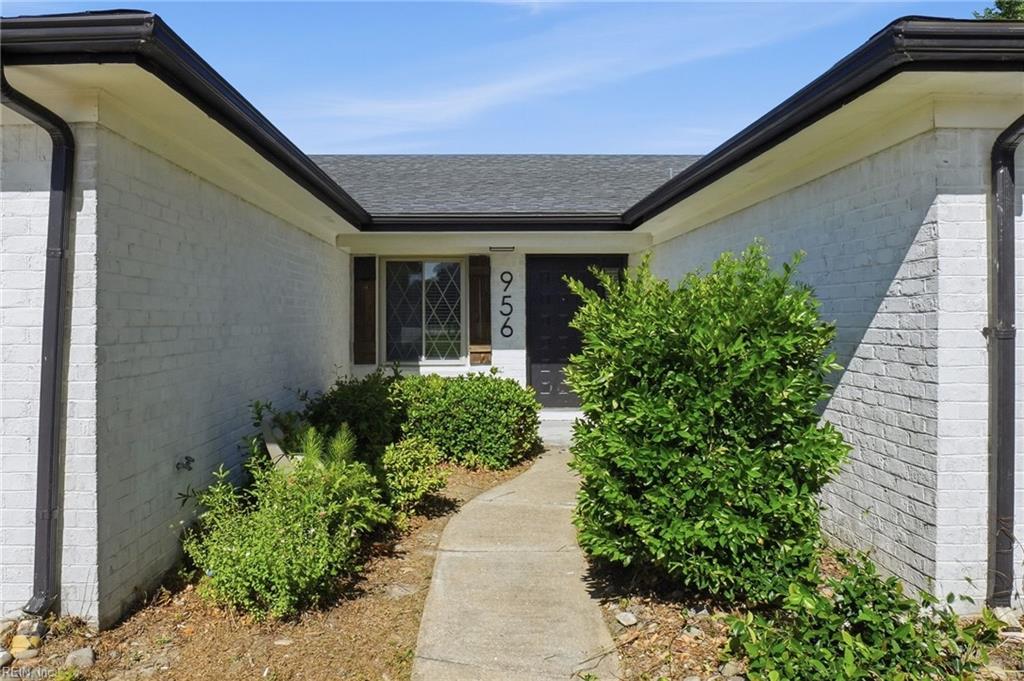 956 Calypso LN