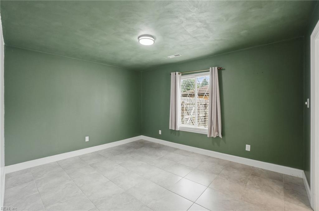 956 Calypso LN