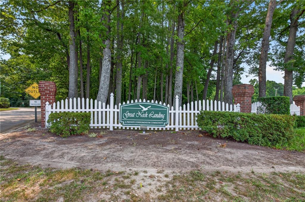 2104 Retreat CT