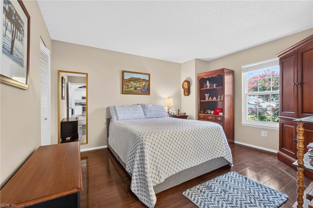 2104 Retreat CT