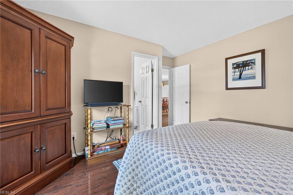 2104 Retreat CT