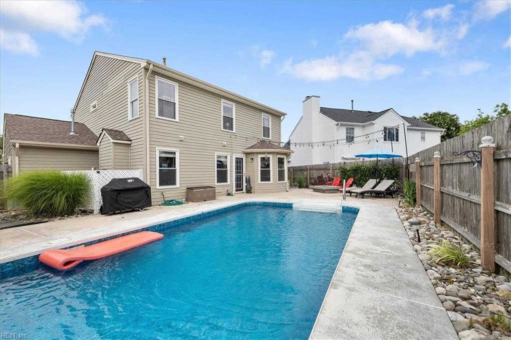 3112 Polk DR