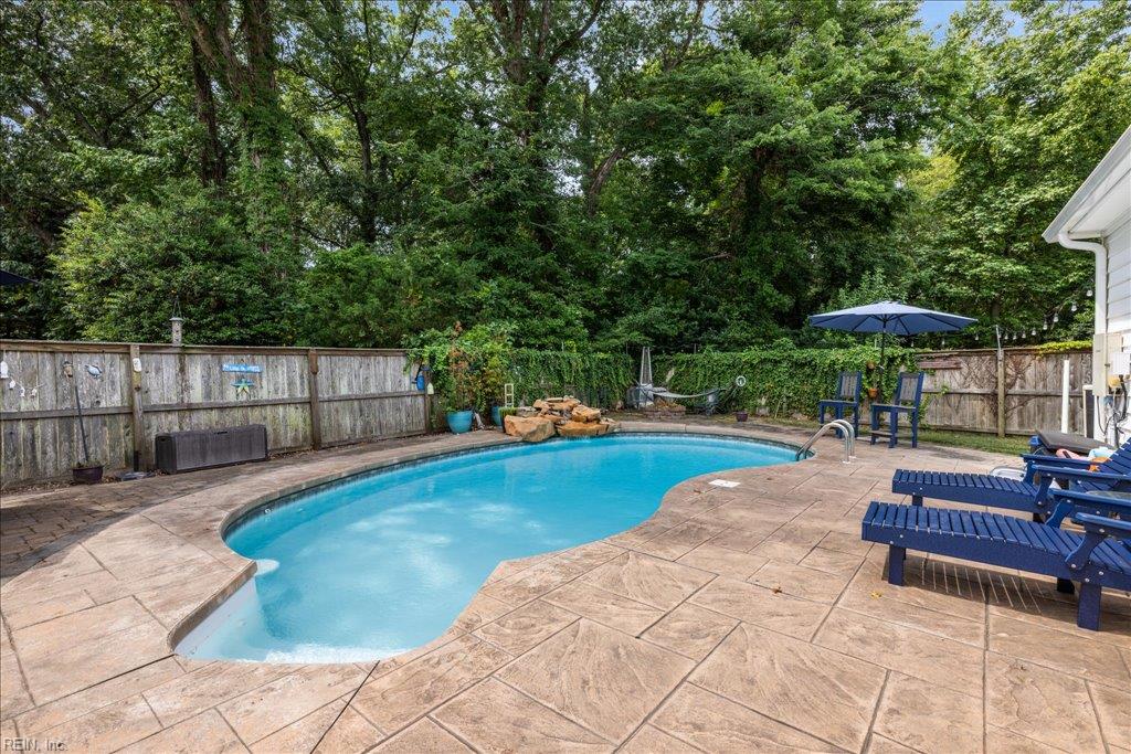 1309 Hawaiian Dr