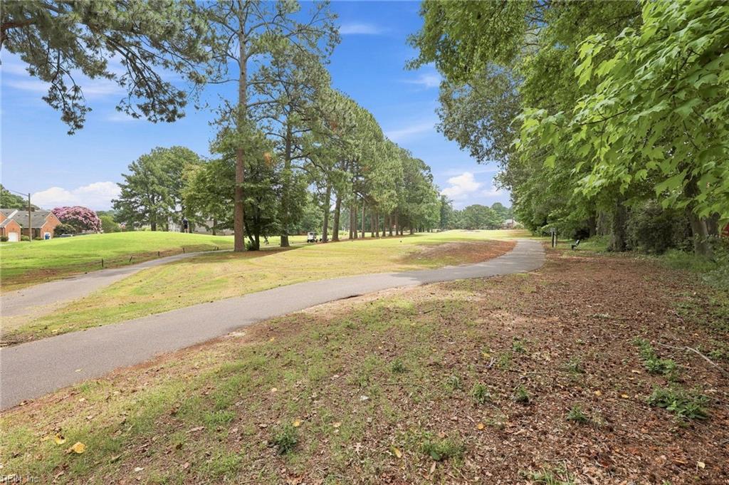 524 Mulligan DR