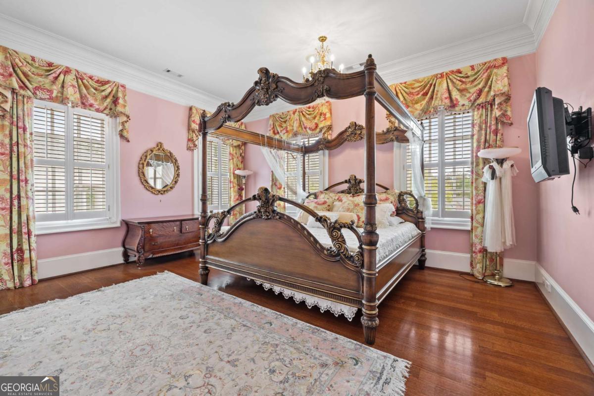 3687 Briarcliff Road NE