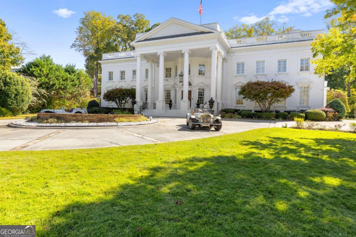 3687 Briarcliff Road NE