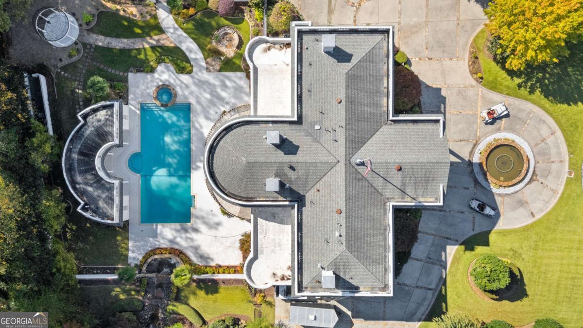 3687 Briarcliff Road NE