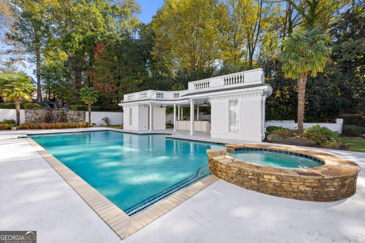 3687 Briarcliff Road NE