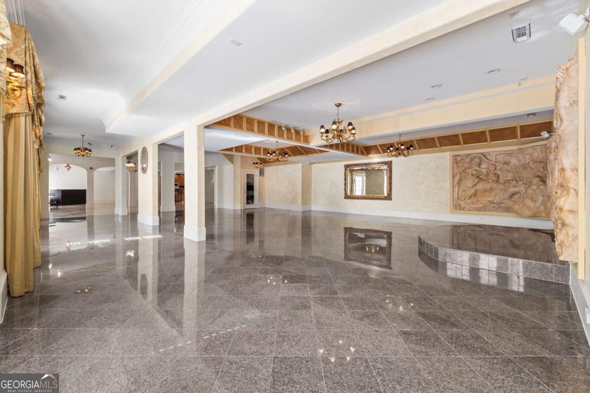 3687 Briarcliff Road NE