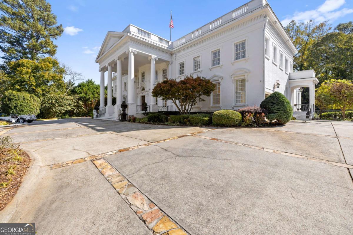 3687 Briarcliff Road NE