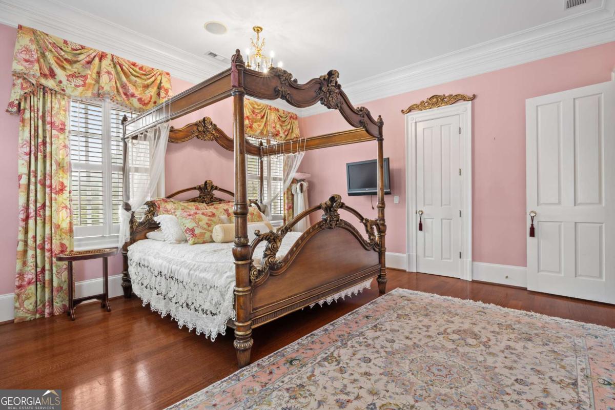 3687 Briarcliff Road NE