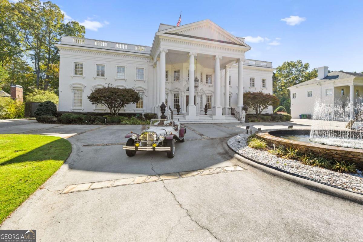 3687 Briarcliff Road NE