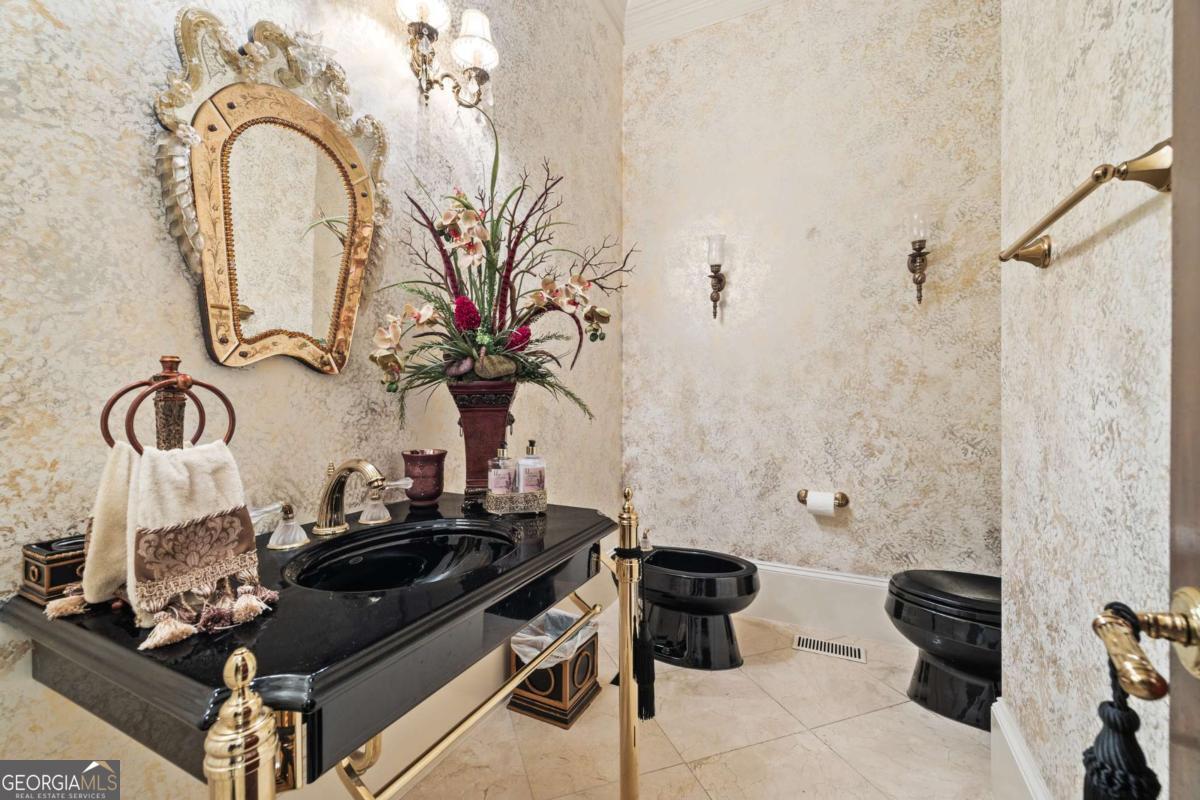 3687 Briarcliff Road NE