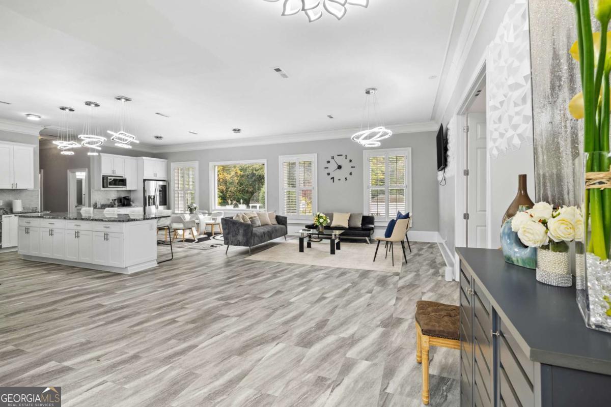 3687 Briarcliff Road NE