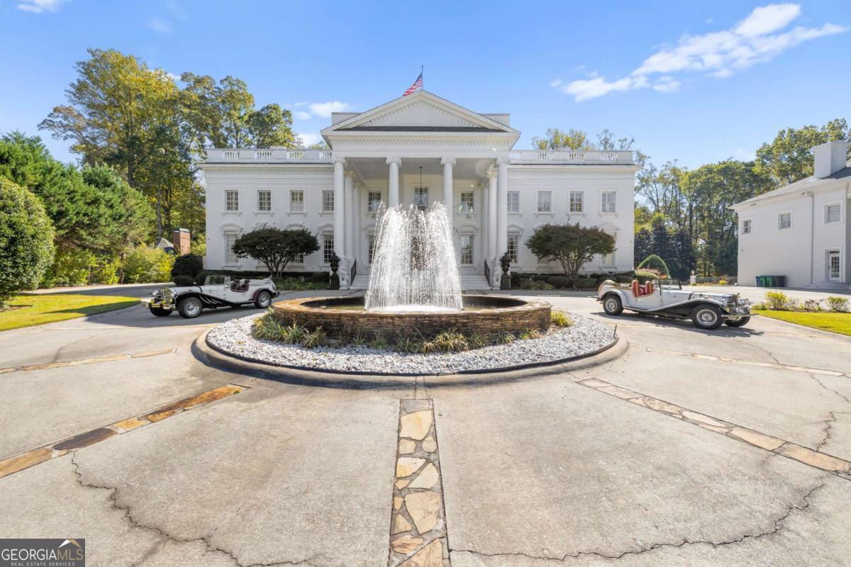 3687 Briarcliff Road NE