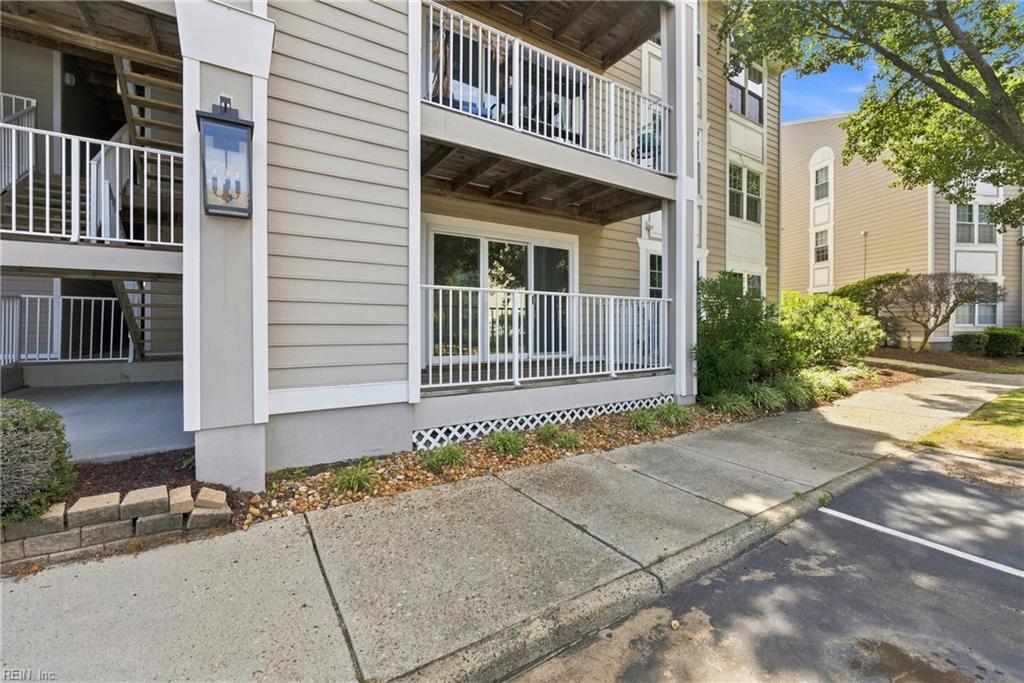 2204 Lesner CRES 101