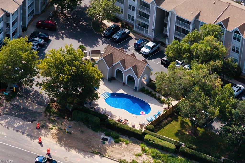 2204 Lesner CRES 101
