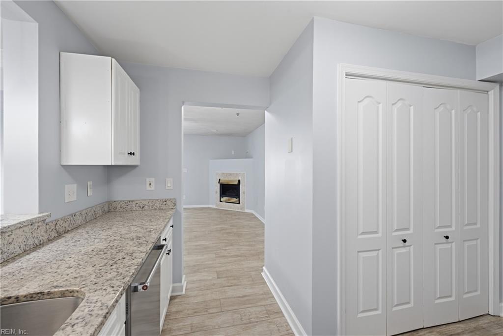 2204 Lesner CRES 101