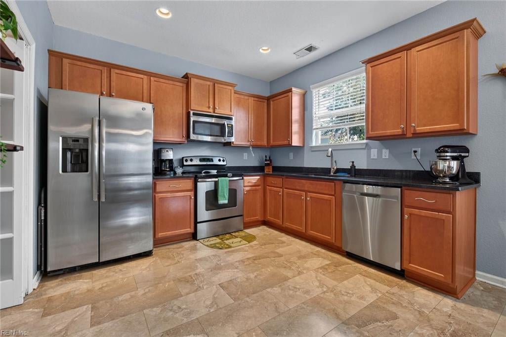 1217 Destiny WAY